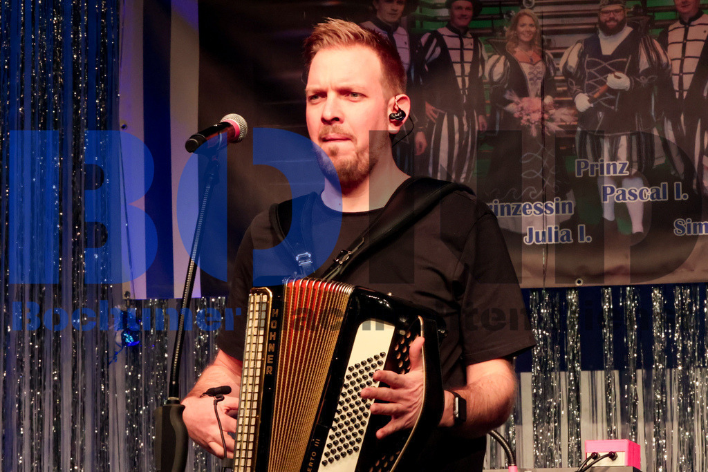 SES_GROBOKA20250208-114 | bond - Realisiert mit Pictrs.com