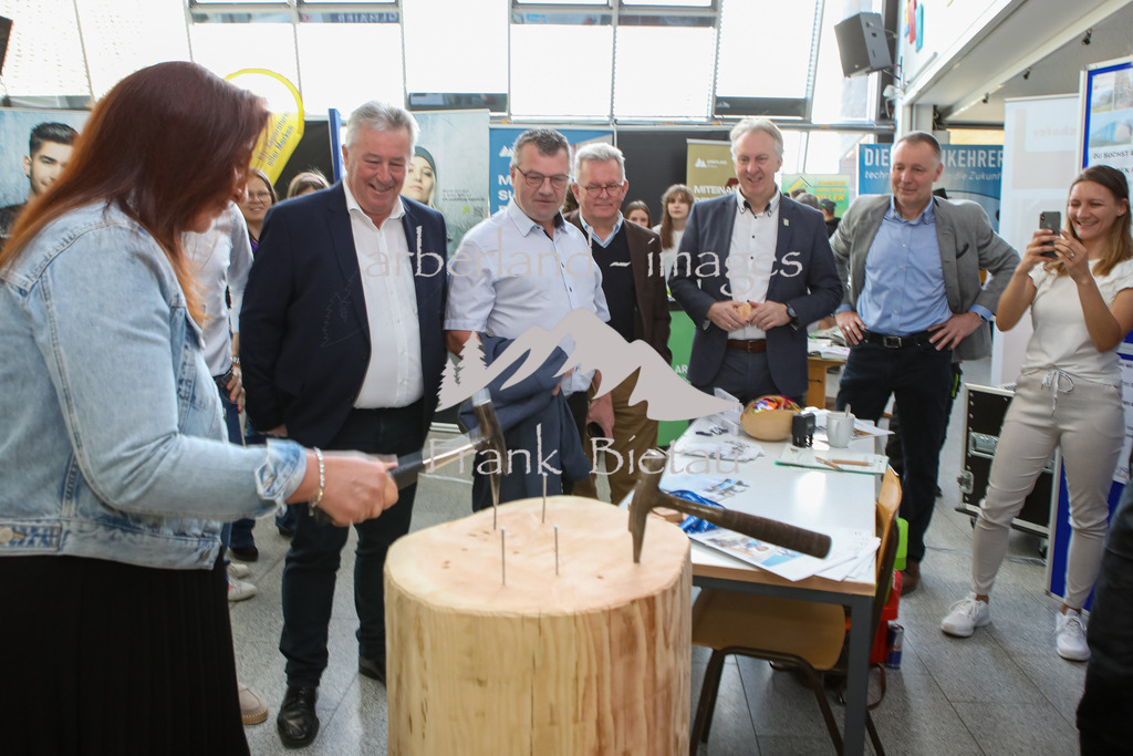 OE7A2974 | Medien- Sport- Entertainmentfotos