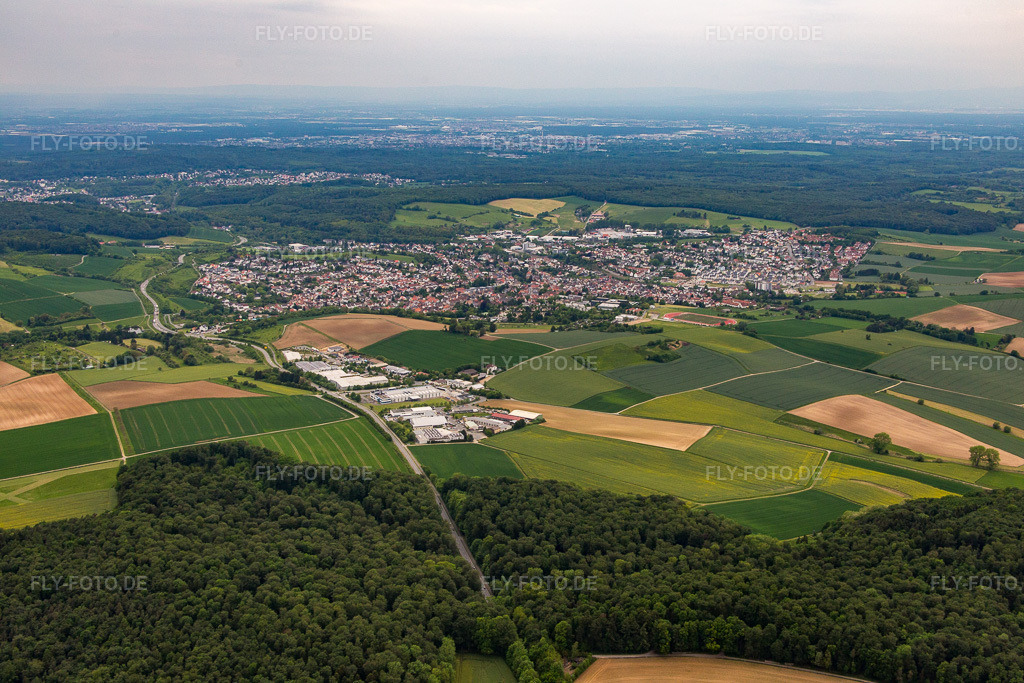 Luftbild: Ortsansicht von Südosten in Ober-Ramstadt im Bundesland Hessen in Deutschland. Foto: IMG_088917.jpg vom 20.05.2016 durch Werner Riehm/FLY-FOTO.de