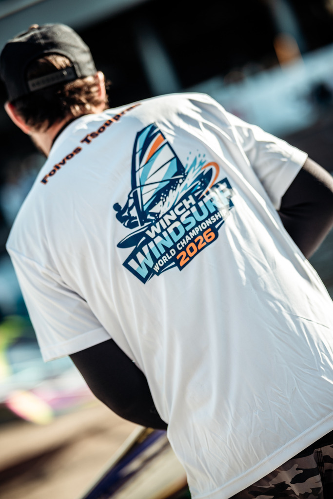 Kieler WOCHE Tow In Windsurf - @danielpankoke dpmedia (31 von 158) | dp-photography - Realisiert mit Pictrs.com