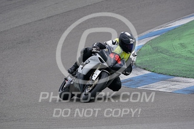 2023_04_24_PBK_12350 | Sportfotografie; SlowMotion; Video; Rennstrecke; Hafeneger; Speer; Racing; RSE; BMW; CBO; Trackday; Motorsportarena; Hockenheimring; Brno; Most; Barcelona; Valencia