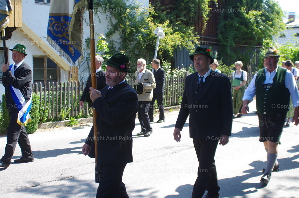 IMGP4062 | fotografiert von Axel PollmannLeonhardi Wallfahrt Benediktbeuern und Murnau, Fronleichnam, Fasching, Landschaft im Loisachtal und Benediktbeuern  - Realisiert mit Pictrs.com
