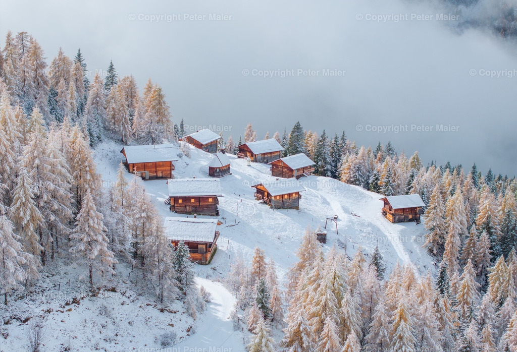 Kamelisenalm_Herbst_Schnee_2023-43 | default