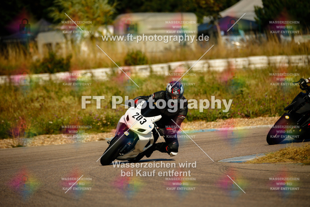 _MOT8352 | Hier findet Ihr Bilder von Touristenfahrten auf der Nürburgring Nordschleife oder von anderen Veranstaltungen die ich besucht habe. Viel Spass beim Durch Schauen 