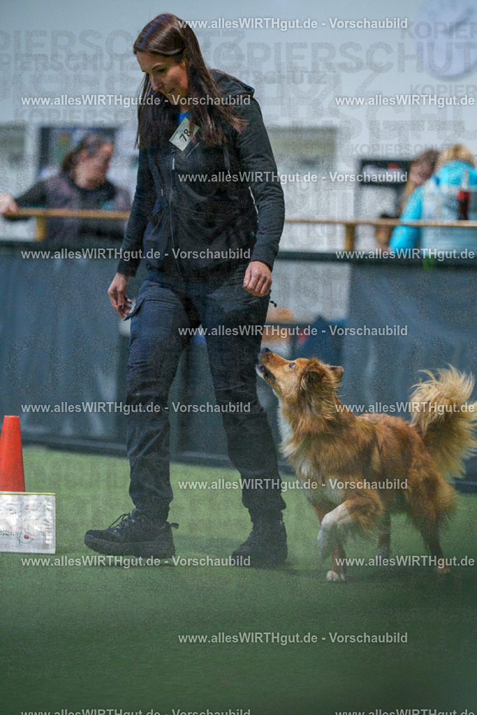 7R502966 | Professionelle Tierfotografie in Mönchengladbach von Daniel Wirth (allesWIRTHgut). Liebevolle & natürliche Bilder von Hunden & Katzen für unvergessliche Erinnerungen.