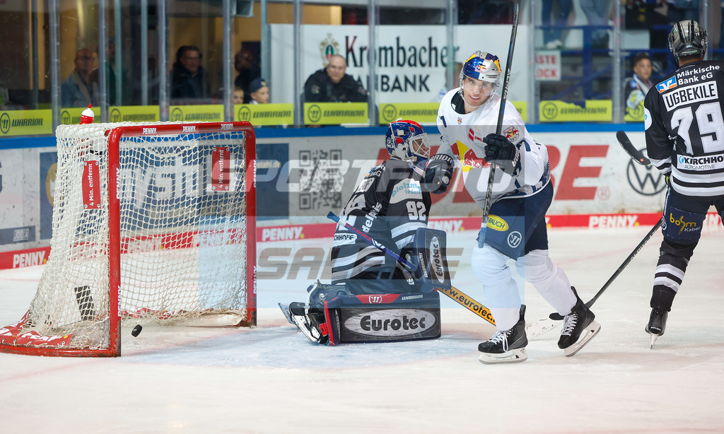 Iserlohn Roosters - Red Bull Muenchen | 
DEL: Iserlohn Roosters - Red Bull Muenchen - Realisiert mit Pictrs.com