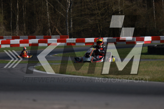 0DKP1686 | Kliewer Motion & Motorsport - Realisiert mit Pictrs.com