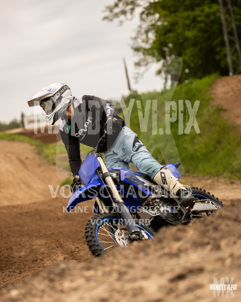 866A5855 | mxndyyvipix