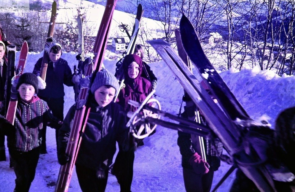 Winterschule 1 | Fotoblog Schwarzwald, Foto Blog Wiesental, Pfaffenberg, Winterzauber, Zeller Bergland, Zell im Wiesental, Fotoblog Wiesental, Landschaftsfotos, Bilder Wiesental, Natur, Naturbilder, Fastnacht, Zeller Fastnacht, Zeller Fasnacht, Zeller Bergland, Belchen, - Realisiert mit Pictrs.com