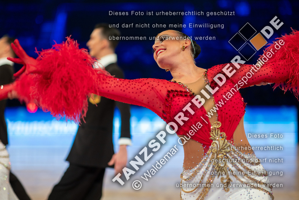 20251206-01350 | Hier finden Sie Tanz Bilder vom Latein und Standard Formationen tanzen. Sportbilder vom Tanzsport. Schöne Fotos und von Weltmeisterschaft, Europameisterschaft, Bundesliga, Regionalliga, Oberliga und Landesliga sowie von GOC Stuttgart, DanceComp, WM Bremen