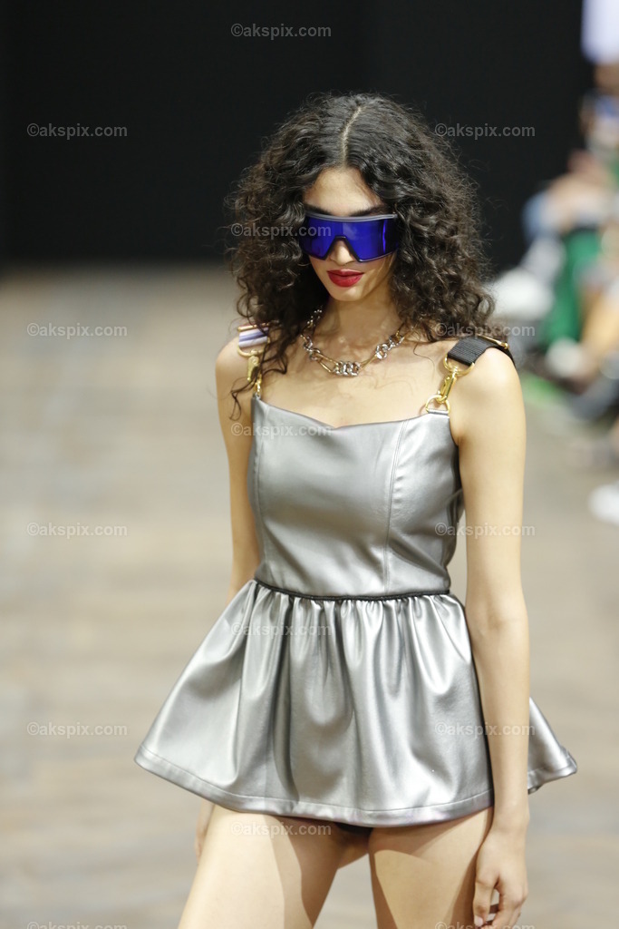 _76A4152 | Die Bildagentur Akspix ist eine Online-Bildagentur und bietet professionelles und kreatives Bildmaterial Royalty free und Rights Managed. Bildarchiv Akspix bietet eine große Auswahl an kreativen und klassischen Motiven.Frankfurt Fotograf, Fotoshooting