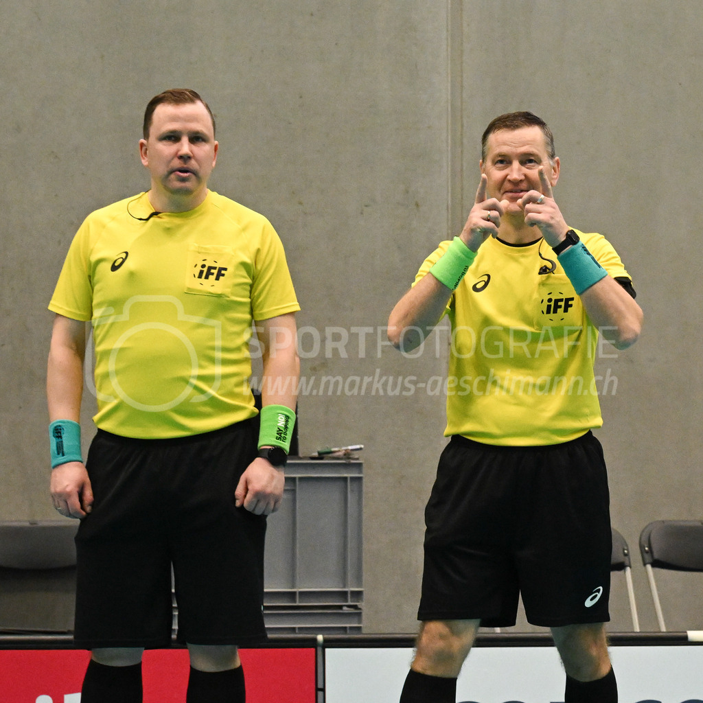Switzerland B U19 vs Switzerland U19 - 4. February 2024 | Switzerland B U19 vs Switzerland U19
U19 Men International Matches in Switzerland
GoEasy Arena, Siggenthal Station
The referee with a special message?
Credit: Markus Aeschimann | <a href="https://www.markus-aeschimann.ch">Sportfotografie Markus Aeschimann</a> | <a href="https://www.instagram.com/sportfotografie.aeschimann">@sportfotografie.aeschimann</a> - Realisiert mit Pictrs.com