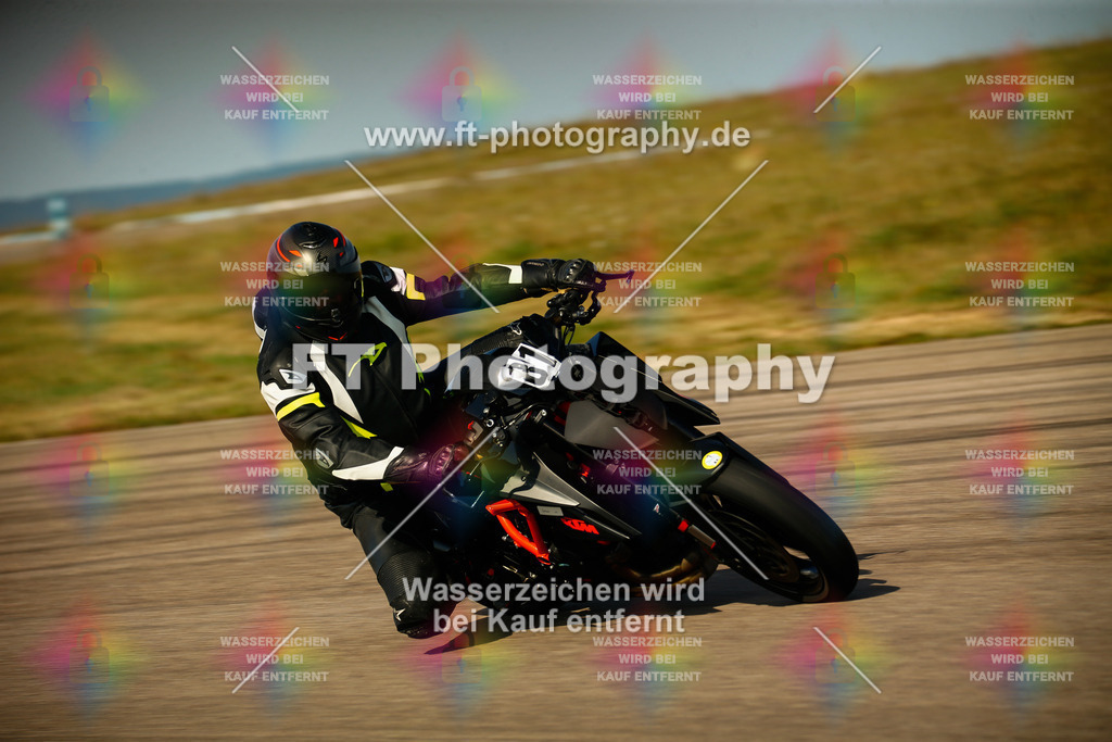 _MOT5798 | Hier findet Ihr Bilder von Touristenfahrten auf der Nürburgring Nordschleife oder von anderen Veranstaltungen die ich besucht habe. Viel Spass beim Durch Schauen 