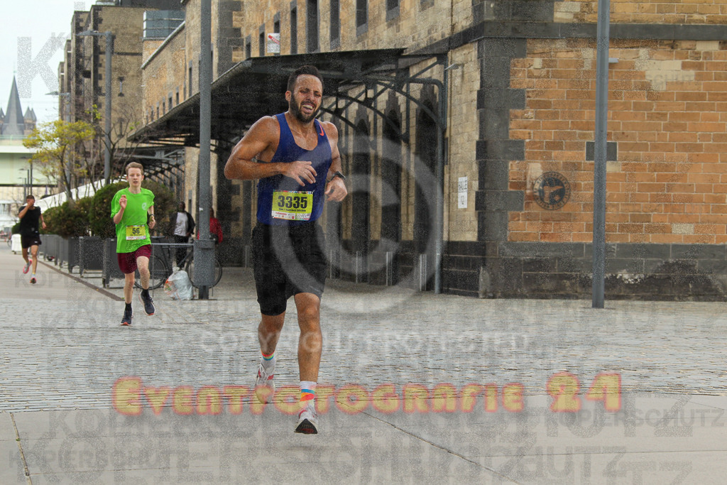 250920_1316_EV4_5173 | Sportfotografie im Rhein-Sieg Kreis, Köln, Bonn, NRW, Rheinland Pfalz, Hessen, etc. Unser Tätigkeitsfeld umfasst den Laufsport vom Volkslauf über den Marathon, Duathlon, Triathon bis zum Ultralauf wie Kölnpfad Ultra oder Schindertrail.
