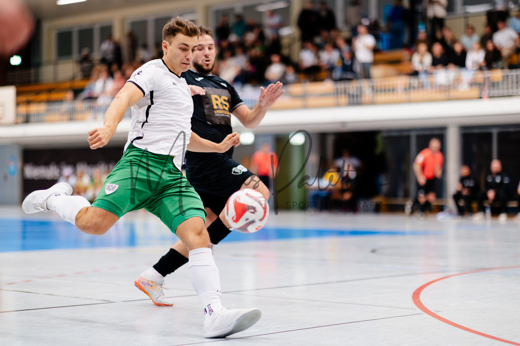 Futsal-Bundesliga, Saison 2025/2026, 9. Spieltag: SC Preußen Münster - YB Balkan Pfarrkirchen | Futsal-Bundesliga, Saison 2025/2026, 9. Spieltag, SC Preußen Münster empfängt YB Balkan Pfarrkirchen in der Universitäts-Sporthalle in Münster. Foto: sportfotografie.ms | Markus Paletta - Realisiert mit Pictrs.com