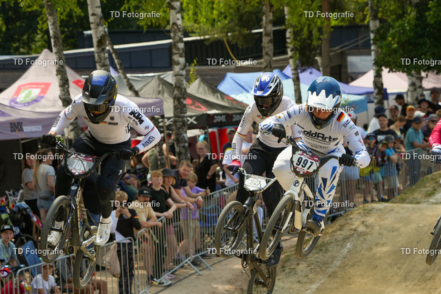 DM_BMX_Race_2025-05218 | Fotogalerie von Thomas Dettweiler mit Eventbildern und lizenzfreien Fotos. Perfekt als Wandbild, für Büro, Website oder private Nutzung. - Realisiert mit Pictrs.com