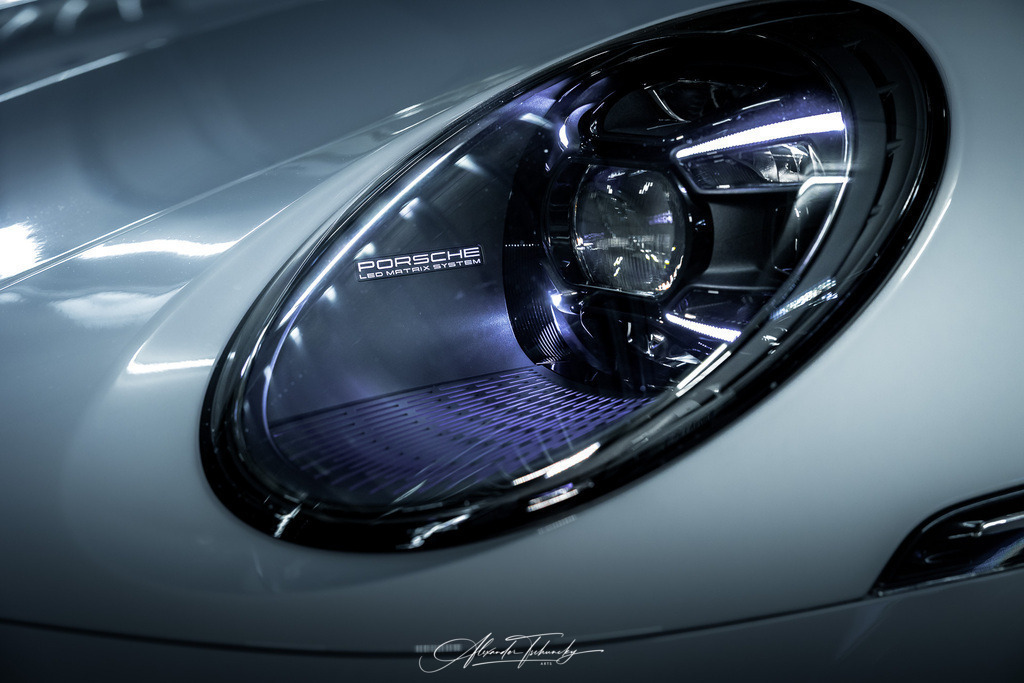 R6PZ3559 _Alexander Tschuncky | Entdecken Sie die faszinierende Welt von Alexander Tschuncky Arts: Kreative Fotografie, atemberaubende Automobilkunst und hochwertiger Bilderdruck. Lassen Sie sich inspirieren! - Realisiert mit Pictrs.com