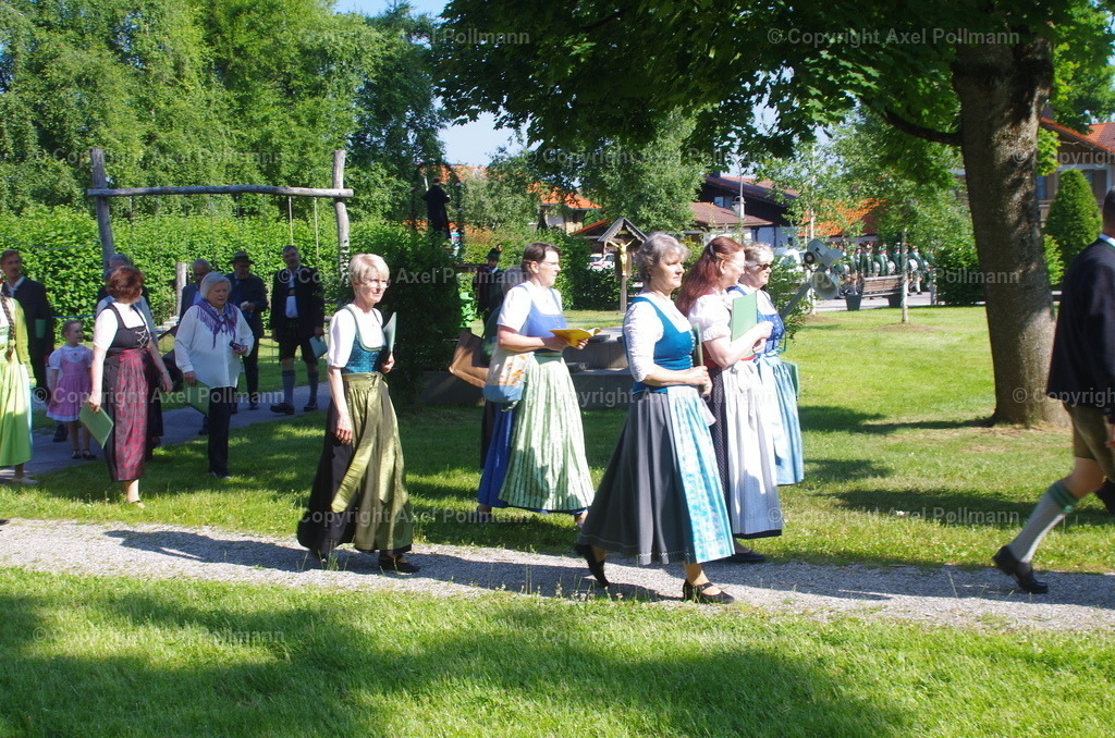 IMGP2898 | fotografiert von Axel PollmannLeonhardi Wallfahrt Benediktbeuern und Murnau, Fronleichnam, Fasching, Landschaft im Loisachtal und Benediktbeuern  - Realisiert mit Pictrs.com