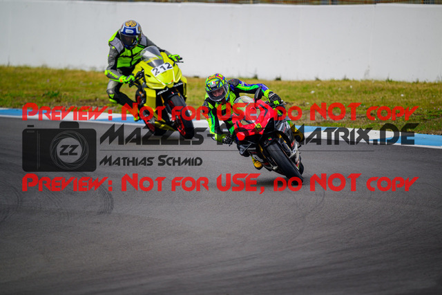 MaZZes_Fotomatrix_20250421_6007705_3257 | GELB