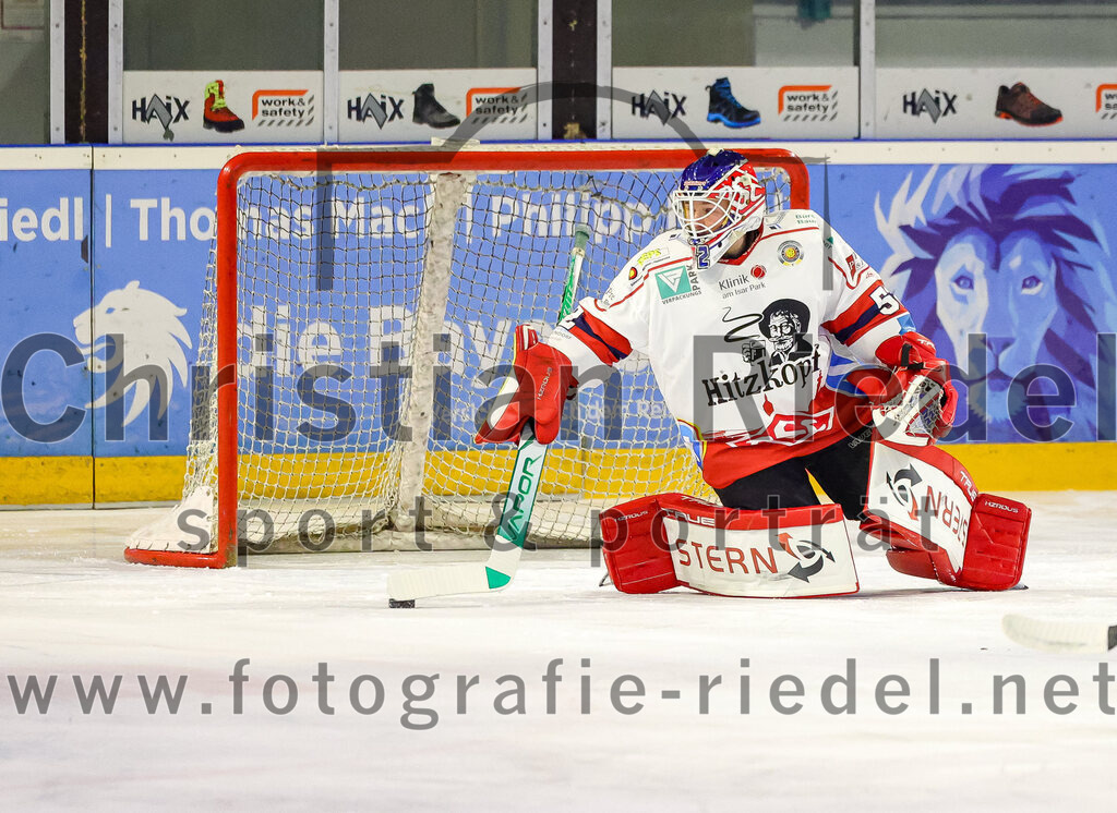 2026-02-20_018_TSV_Erding_gegen_Deggendorfer_SC | Erding, Deutschland, 20.02.2026:Eishockey, Oberliga Süd 2025 / 2026, 49. Spieltag, TSV Erding gegen Deggendorfer SC, Endergebnis: 4:1Torwart David Zabolotny (Deggendorfer SC, #52)Foto: Christian Riedel / fotografie-riedel.net