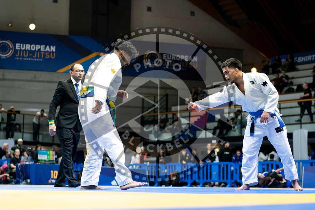 20240121PBB7299 | Fighters compete during the second day of the IBJJF European Championship in Paris, France, on January 21, 2024.
