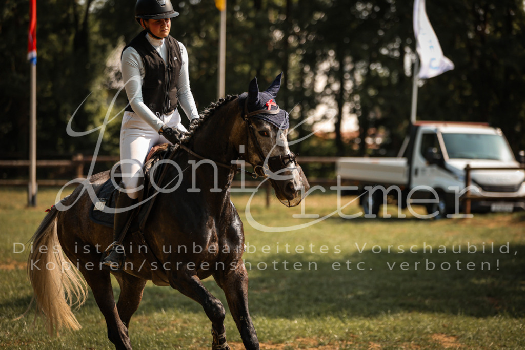 13.FrPfA00054 | Leoni Ertmer Photography - Realisiert mit Pictrs.com