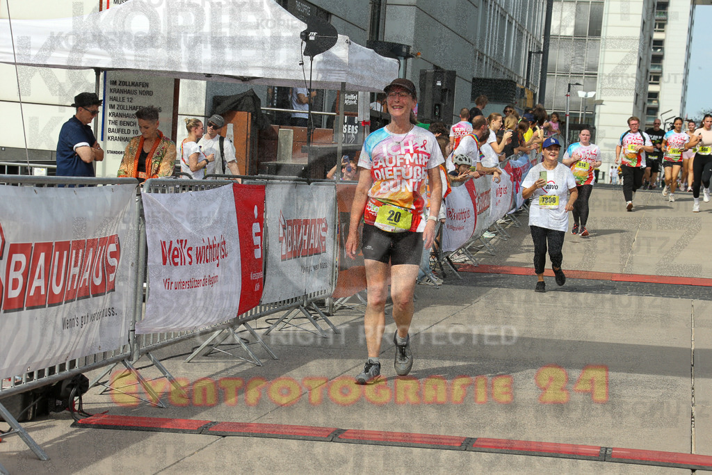 250920_1340_EX1_6169 | Sportfotografie im Rhein-Sieg Kreis, Köln, Bonn, NRW, Rheinland Pfalz, Hessen, etc. Unser Tätigkeitsfeld umfasst den Laufsport vom Volkslauf über den Marathon, Duathlon, Triathon bis zum Ultralauf wie Kölnpfad Ultra oder Schindertrail.