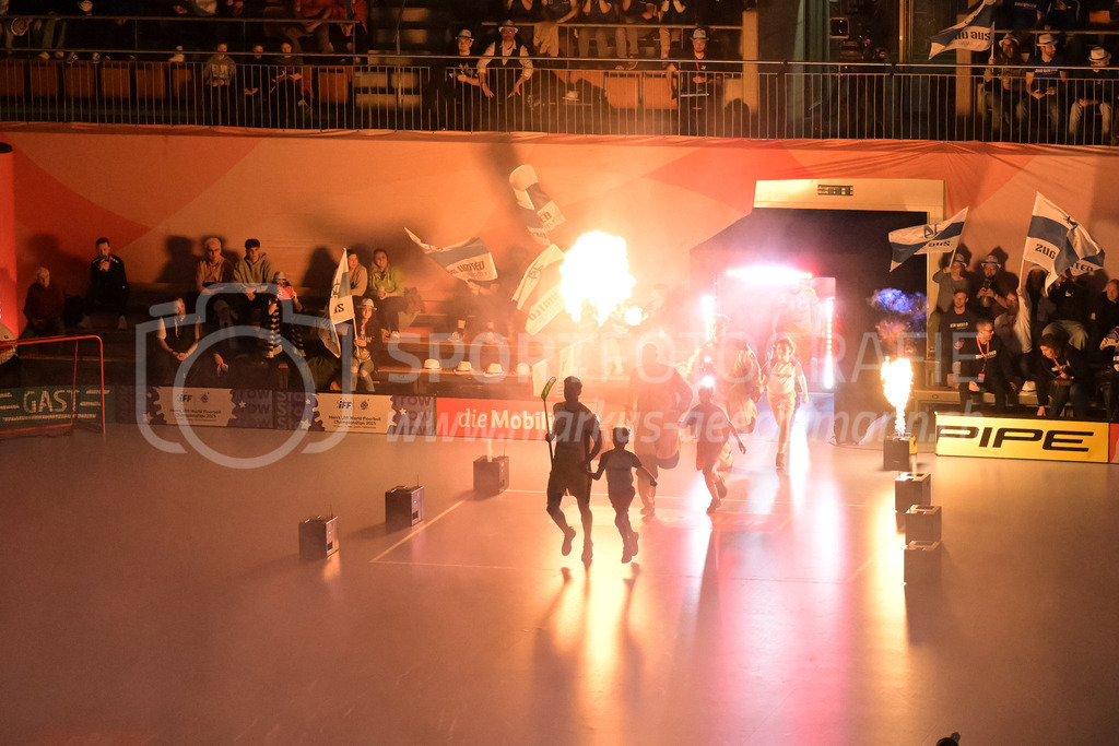Zug United vs HC Rychenberg - 22. February 2025 | Zug United vs HC RychenbergSporthalle Wankdorf, BernDie HCR-Spieler laufen in die Wankdorf-Halle ein.Bild: Sportfotografie Markus Aeschimann | www.markus-aeschimann.ch - Realisiert mit Pictrs.com