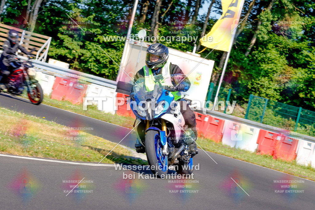 _MOT8930 | Hier findet Ihr Bilder von Touristenfahrten auf der Nürburgring Nordschleife oder von anderen Veranstaltungen die ich besucht habe. Viel Spass beim Durch Schauen 