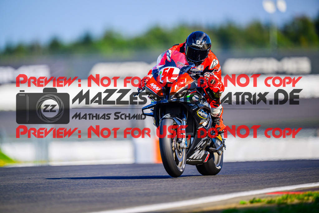 MaZZes_FotoMatrix_240901_6007705_5764 | STK1000