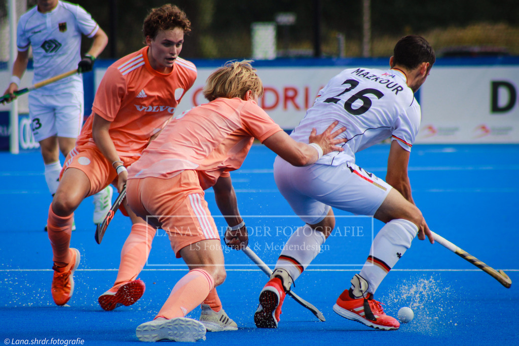 Elian Mazkour, U21 EM FINALE GER-NED 30.07.22 | lanaschraderfotografie - Realisiert mit Pictrs.com