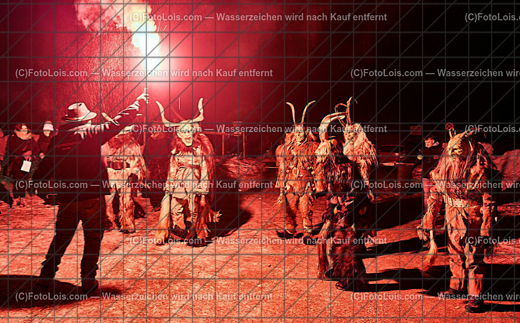 ALP5129_SKIVERLEIH-Nikolaus_Lackenhof_Oetscherteufeln | (C)FotoLois.com, Alois Spandl. SPORT2000-Nikolausempfang und Ötscherteufeln in Lackenhof im Skisportzentrum, Sa 9. Dez. 2023.