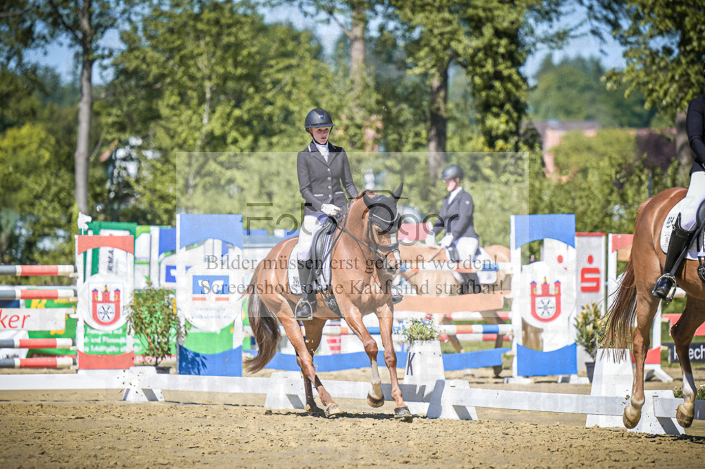 DOS_6047 | Entdecke hochwertige Reitturnierfotos von Foto Oger. Professionell, emotional und authentisch – jetzt Lieblingsmomente im Shop bestellen.Deutschlandweite Turnierfotografie. - Realisiert mit Pictrs.com