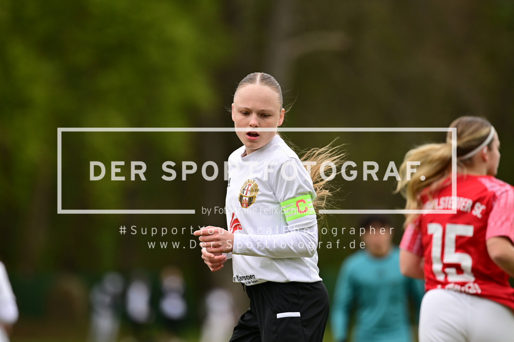 Fußball I Frauen I Saison 2025-2026 I Bezirksliga I 21. Spieltag I Harburger TB - Rahlstedter SC I 164554 | Der Sportfotograf. - Realisiert mit Pictrs.com
