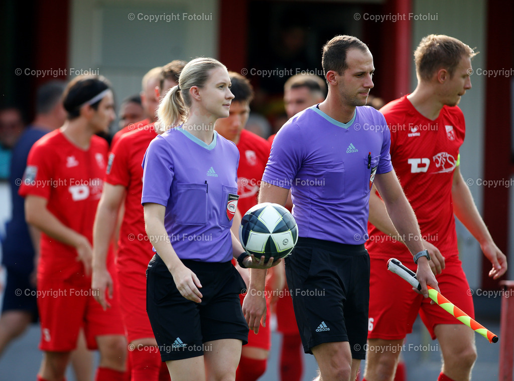 A_LUI_16082025_02 | SPORT,FUSSBALL,LT1 OOE LIGA ASKOE OEDT 1B-SPG ALGENMAX PREGARTEN 16.08.2025 IM BILD:SCHIEDSRICHTERIN LISA HAUNSCHMID FOTO :FOTOLUI