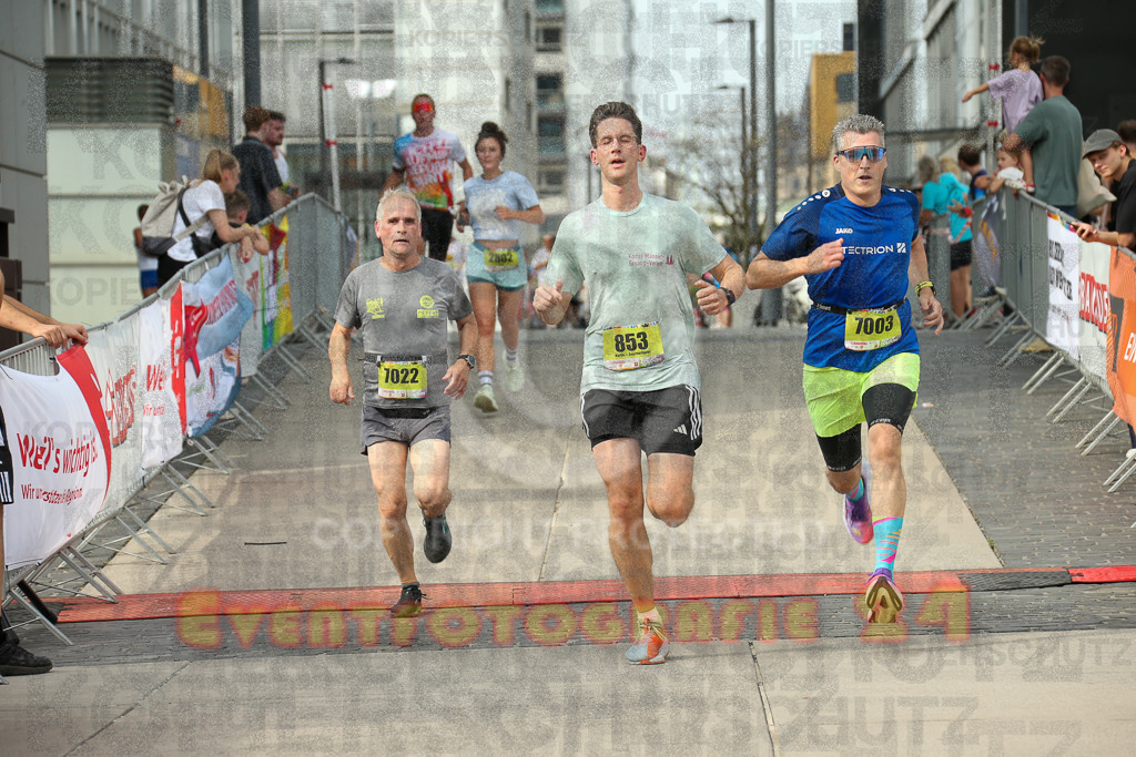 250920_1522_EX1_9124 | Sportfotografie im Rhein-Sieg Kreis, Köln, Bonn, NRW, Rheinland Pfalz, Hessen, etc. Unser Tätigkeitsfeld umfasst den Laufsport vom Volkslauf über den Marathon, Duathlon, Triathon bis zum Ultralauf wie Kölnpfad Ultra oder Schindertrail.