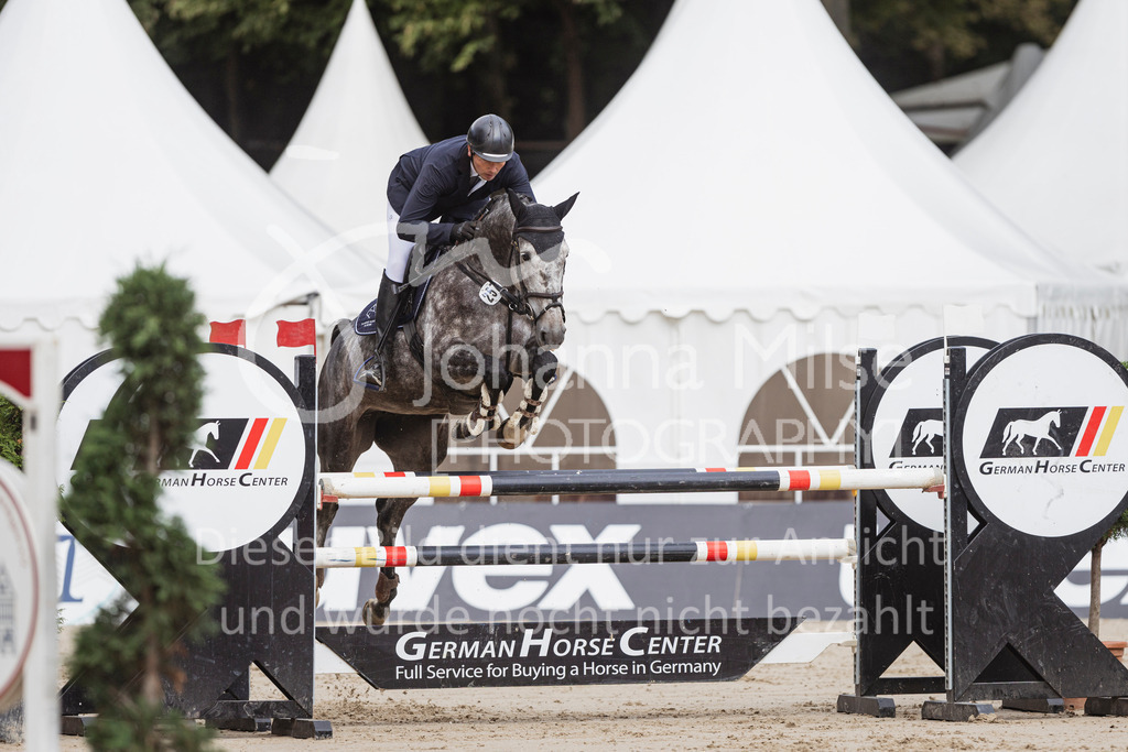 240912_OWLCh_SprPf-M-125 | Deine schönsten Turniermomente als professionelle Fotos! Entdecke hochwertige Pferdesport-Fotografie im Online-Shop. Jetzt Fotos finden & bestellen!