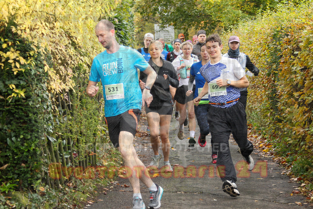 251026_1004_EV4_3989 | Sportfotografie im Rhein-Sieg Kreis, Köln, Bonn, NRW, Rheinland Pfalz, Hessen, etc. Unser Tätigkeitsfeld umfasst den Laufsport vom Volkslauf über den Marathon, Duathlon, Triathon bis zum Ultralauf wie Kölnpfad Ultra oder Schindertrail.