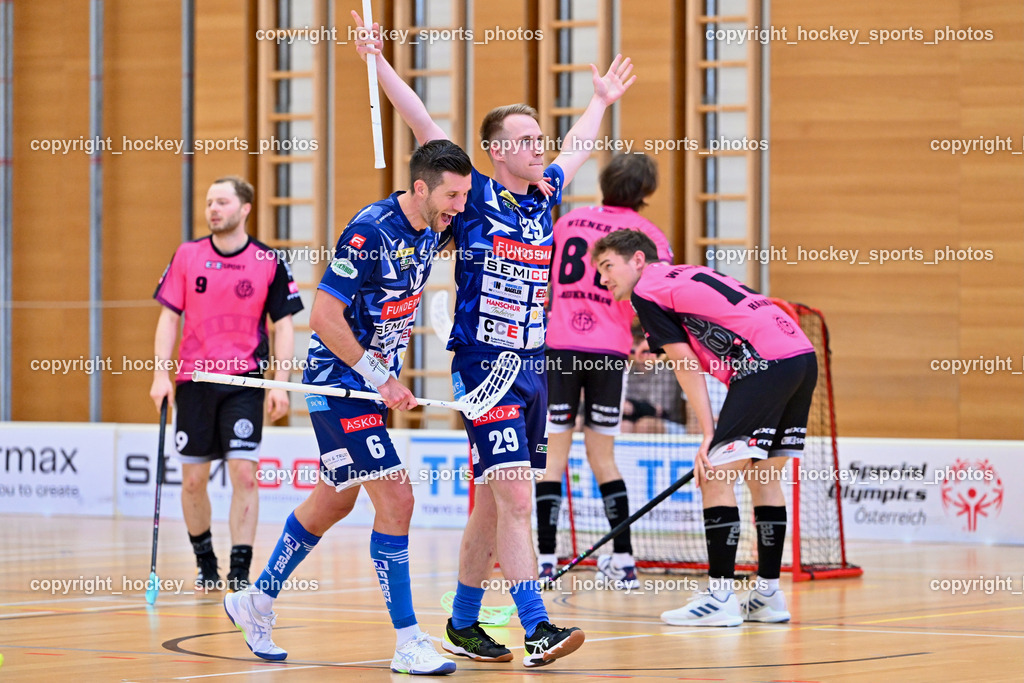 VSV Unihockey vs. Wiener Floorball Verein | Jubel #29 Anze Brajic VSV Unihockey, #6 Timo Schmid VSV Unihockey, VSV Unihockey vs. Wiener Floorball Verein, VSV Unihockey vs. Wiener Floorball Verein am 18.05.2025 in Villach (Ballspielhalle St. Martin), Austria, (Photo by Bernd Stefan)