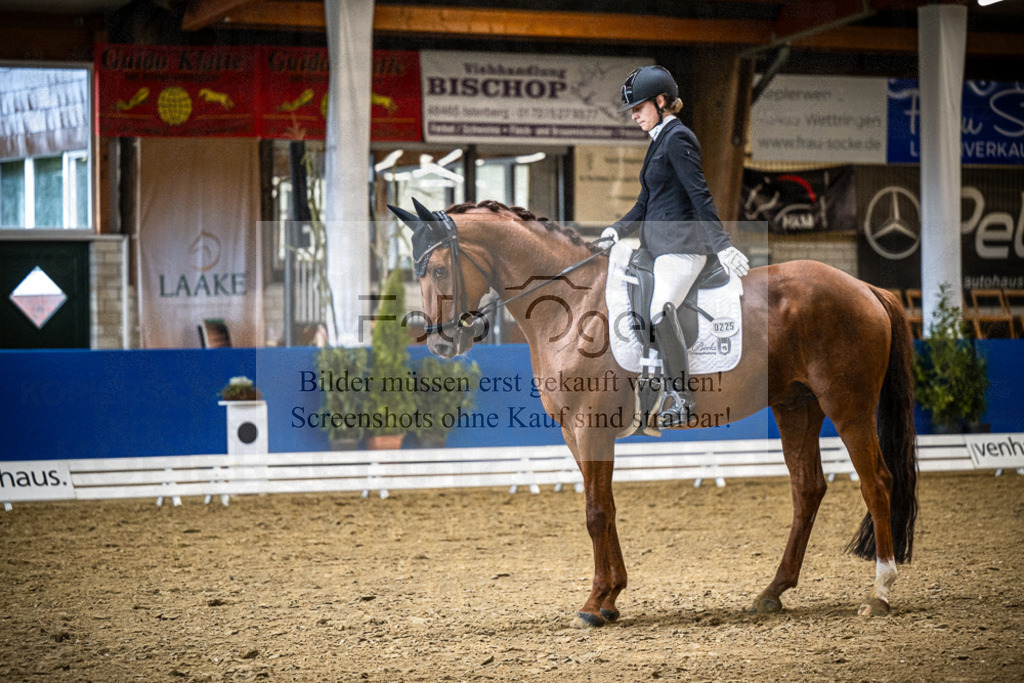 DOS_1425 | Entdecke hochwertige Reitturnierfotos von Foto Oger. Professionell, emotional und authentisch – jetzt Lieblingsmomente im Shop bestellen.Deutschlandweite Turnierfotografie. - Realisiert mit Pictrs.com