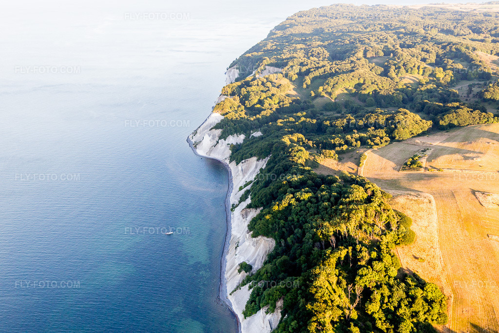 Aerial view: View of the town in Borre in the state Zealand, Denmark. – Photo: IMG_108655.jpg taken on 07/04/2018 by Werner Riehm/FLY-FOTO.com – Resolution of the original: 5472 x 3648 px