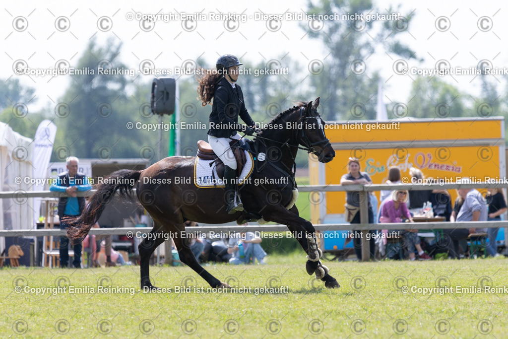 CL5A1818 | Emilia Reinking Fotografie - Realisiert mit Pictrs.com