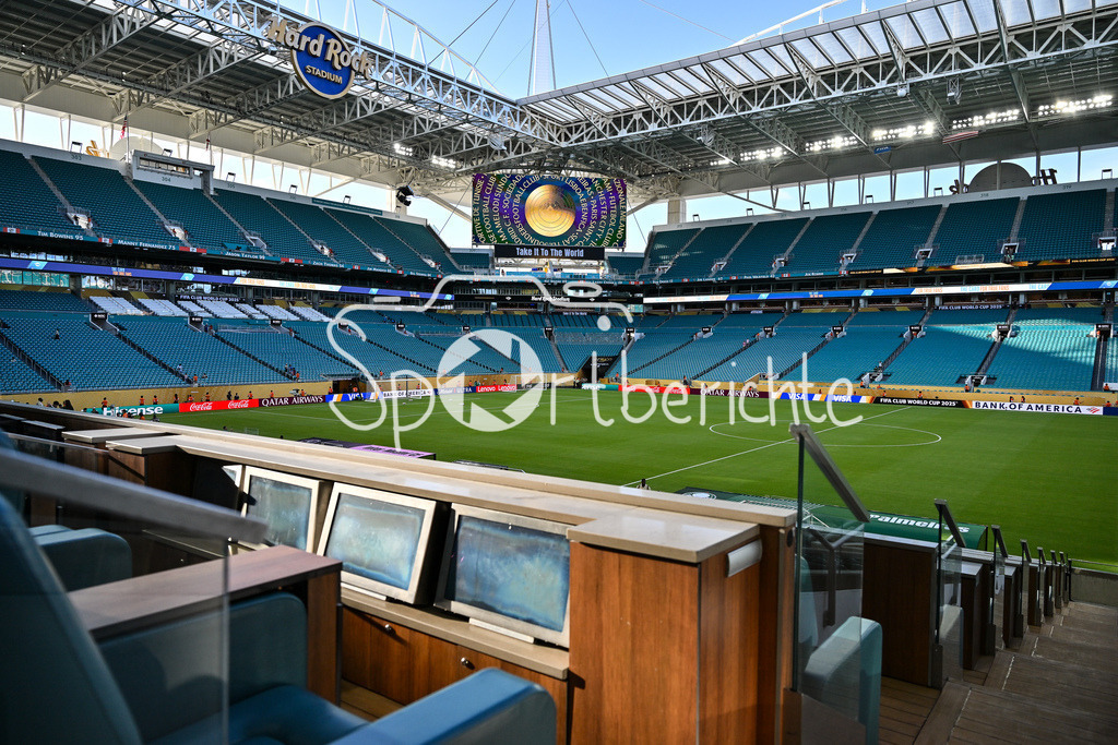 Inter Miami CF - Palmeiras Sao Paulo | Ein Blick in das Hard Rock Stadium von Miami - Florida / Symbolbild / Stadionfoto / Stadionbild / Stadion / Arena / FIFA Club World Cup: Inter Miami CF - Palmeiras Sao Paulo, Hard Rock Stadium am 23.06.2025 / NOT FOR SALE IN USA