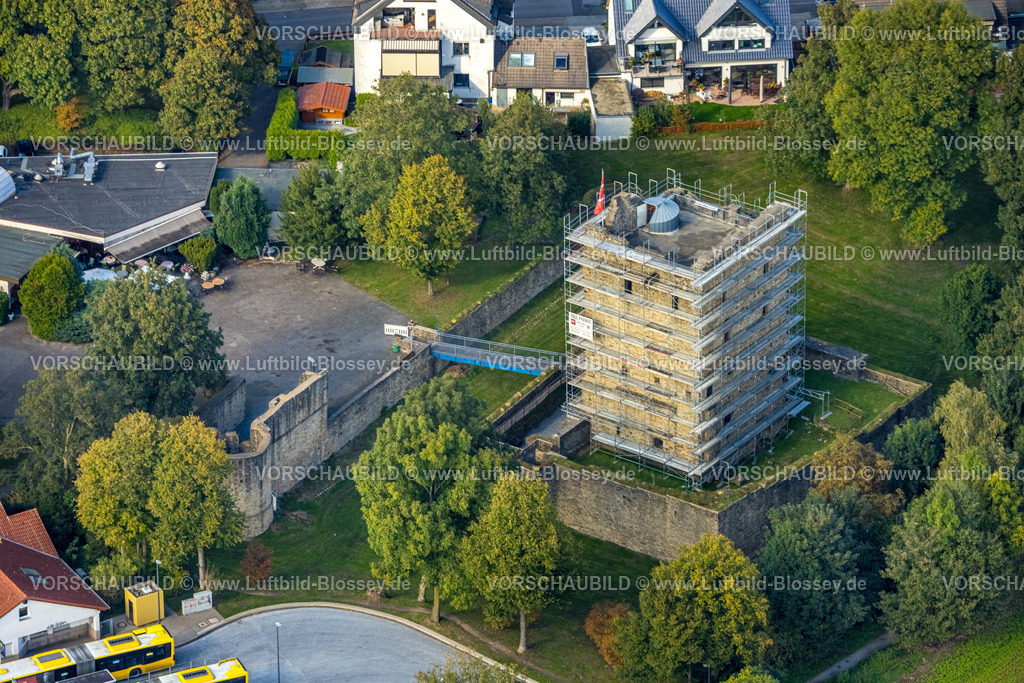 Essen241004917 | Luftbild, Burgruine AltendorfRenovierungsarbeiten, Baugerüst an der Fassade, Burgaltendorf, Essen, Ruhrgebiet, Nordrhein-Westfalen, Deutschland