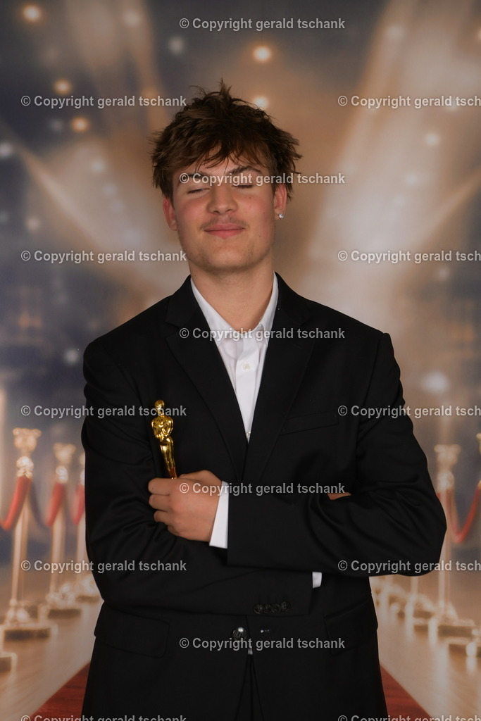 MT1_4422 | Wählen Sie hier bitte Ihr bestes Foto aus, mit diesem Bild wird Ihr Set produziert. Sollten Sie kein Bild wählen oder mehrere suchen wir das Beste aus!