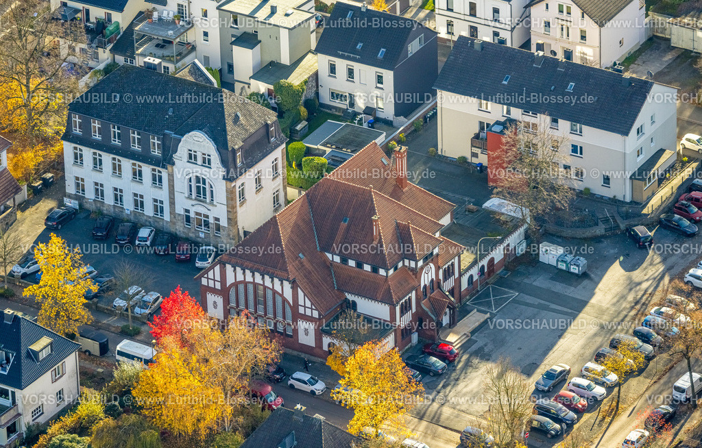 Wetter251104259 | Luftbild, Stadtarchiv Wetter (Ruhr), Jobcenter EN Regionalstelle Witten/Wetter/Herdecke - Außenstelle Wetter, herbstliche Bäume, Wetter, Ruhrgebiet, Nordrhein-Westfalen, Deutschland