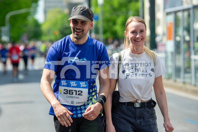 20250427-NSZ_3825 | DEU, Düsseldorf, 27.04.2025 Uniper Düsseldorf Marathon 2025 - Realisiert mit Pictrs.com