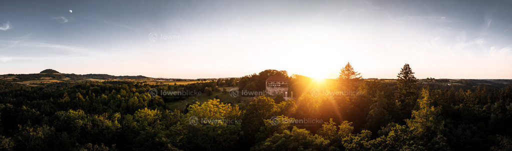Panorama am Wäscherschloss | löwenblicke | shop