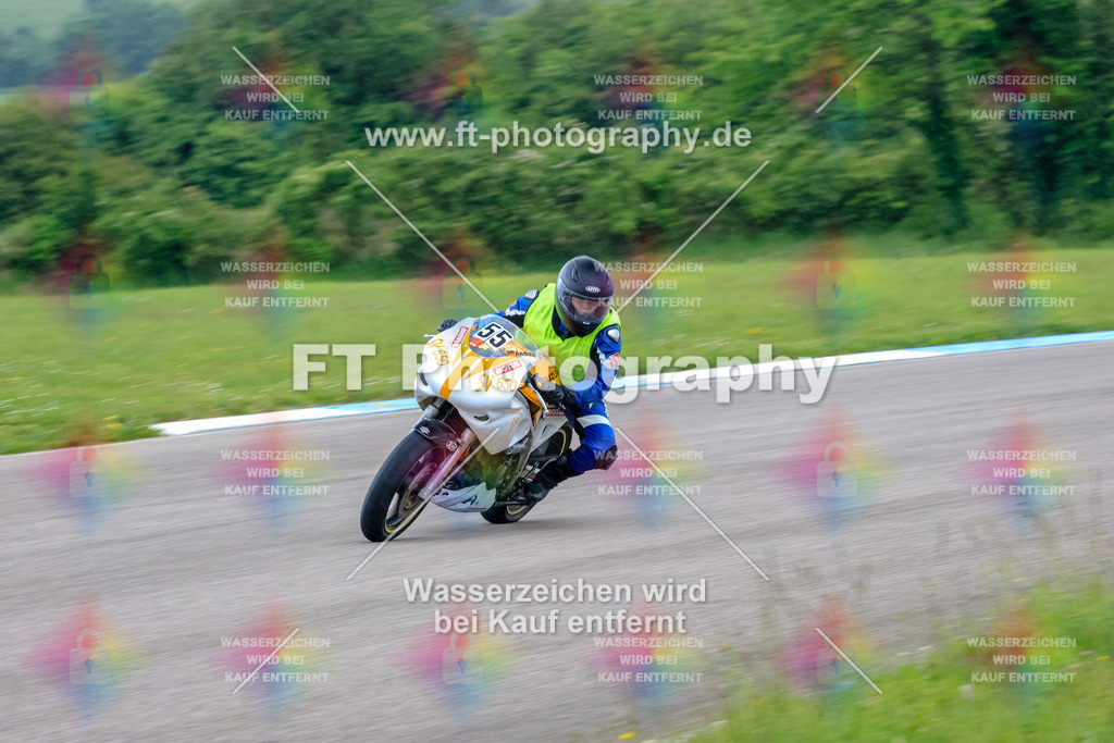 MotoTeam-3257 | Hier findet Ihr Bilder von Touristenfahrten auf der Nürburgring Nordschleife oder von anderen Veranstaltungen die ich besucht habe. Viel Spass beim Durch Schauen 