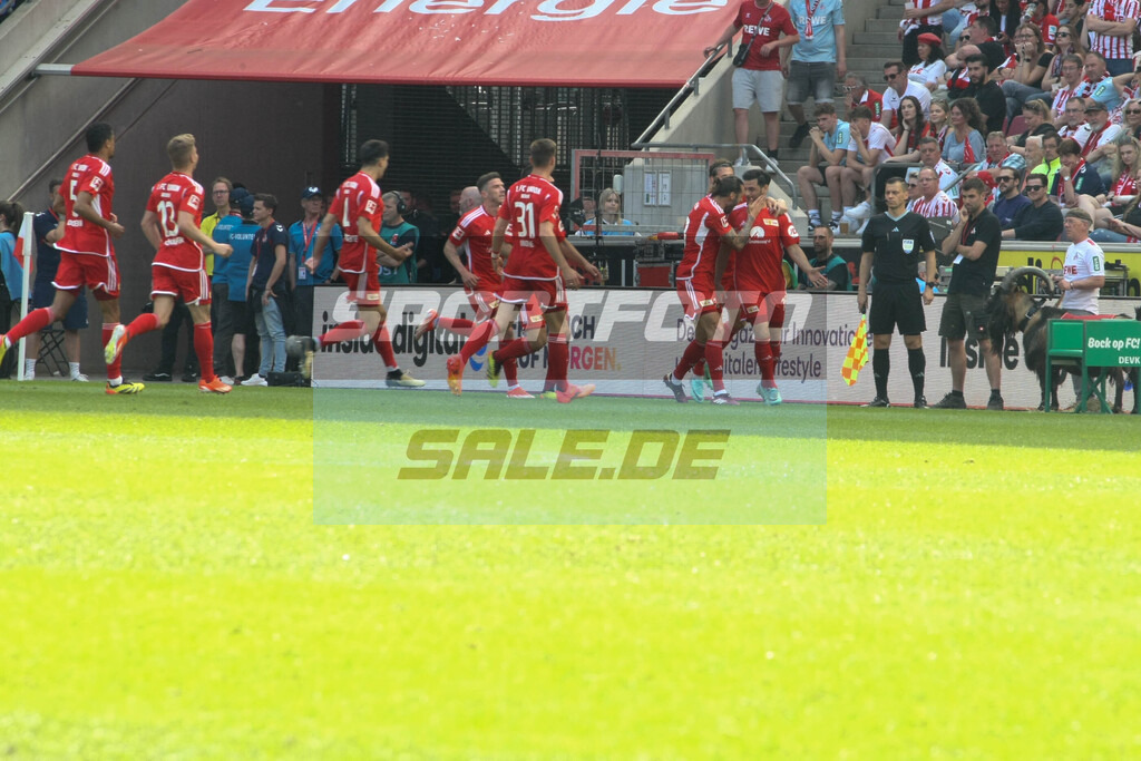 1. FC Köln - Union Berlin | Torjubel um Kevin Volland (ganz rechts) - © Sportfoto-Sale (MK) - Realisiert mit Pictrs.com